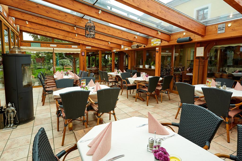 Hotel Am Eifelsteig Neroth Exterior photo